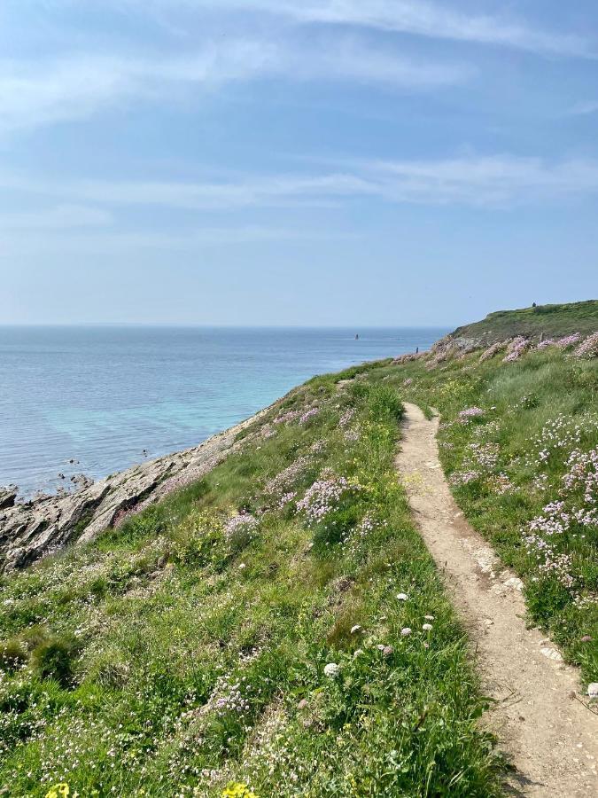 Pied A Terre Pour Des Vacances Au Bord De La Mer Le Conquet Kültér fotó