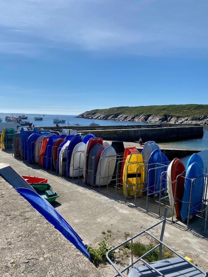 Pied A Terre Pour Des Vacances Au Bord De La Mer Le Conquet Kültér fotó
